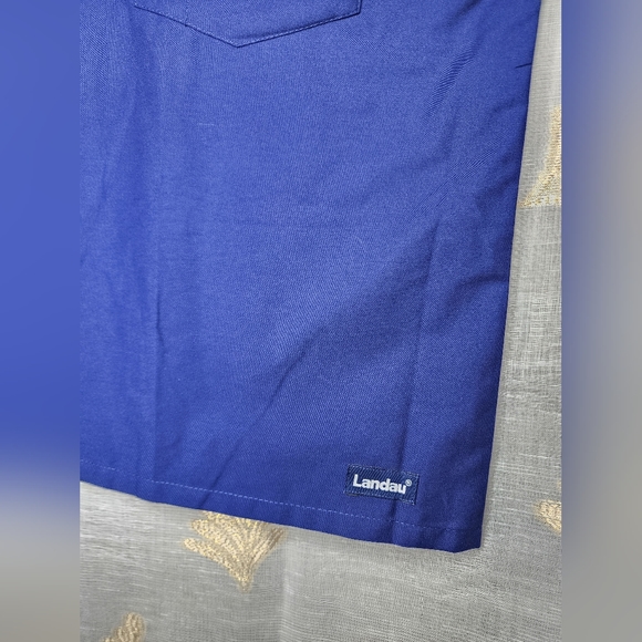 LANDAU Essential UNISEX Reversible Scrub Top.Size Large - Picture 7 of 10